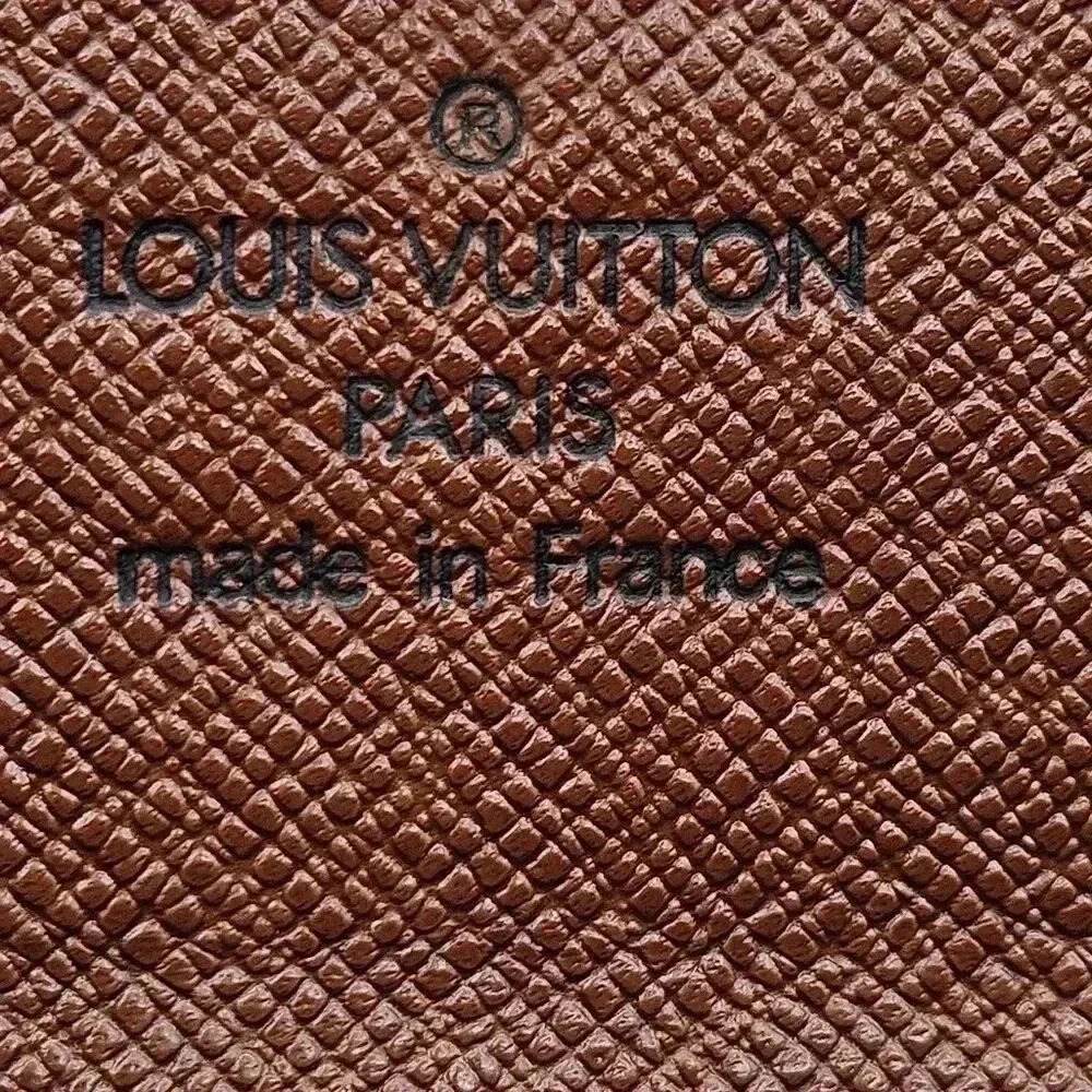 LV Mono Multi-cles Wallet - Picture 10 of 12